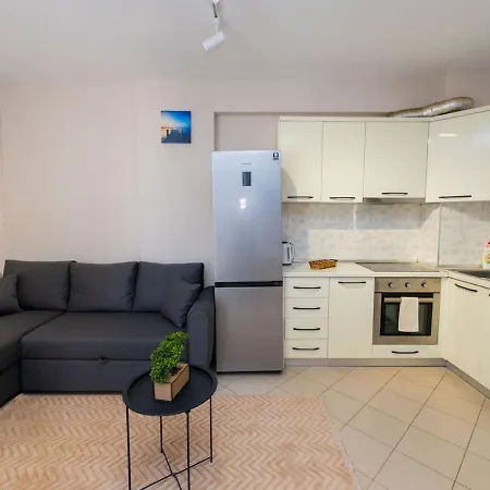 Apartment Between Sea & Hills 2br Currila Escape Durres