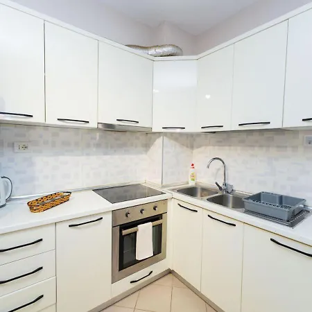 Apartment Between Sea & Hills 2br Currila Escape Durres