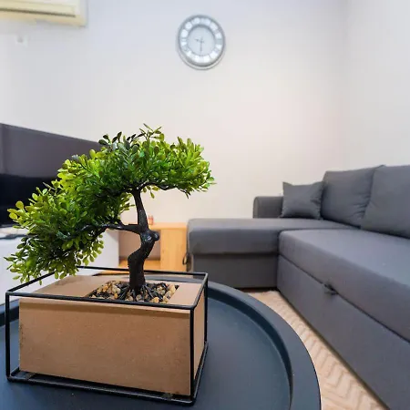 Between Sea & Hills 2br Currila Escape Apartment Durres
